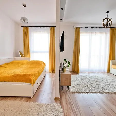 Apartment Apartament Miki-gdansk Wrzeszcz/brzezno-plaza 2 Km